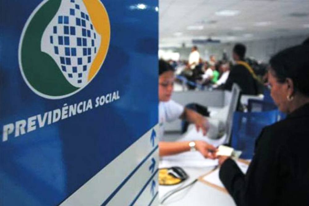 INSS começa a devolver descontos indevidos a partir de segunda-feira