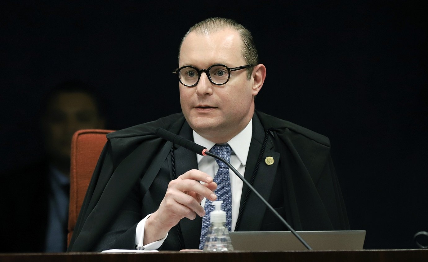 Zanin vota para permitir mais 2 anos de novas adesões a acordo por perdas de planos econômicos