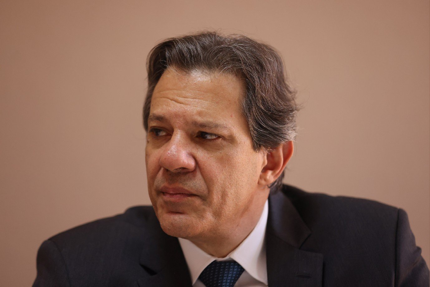 Demanda inicial de R$ 1,28 bilhão por novo consignado foi puxada por 'troca de dívida', diz Haddad