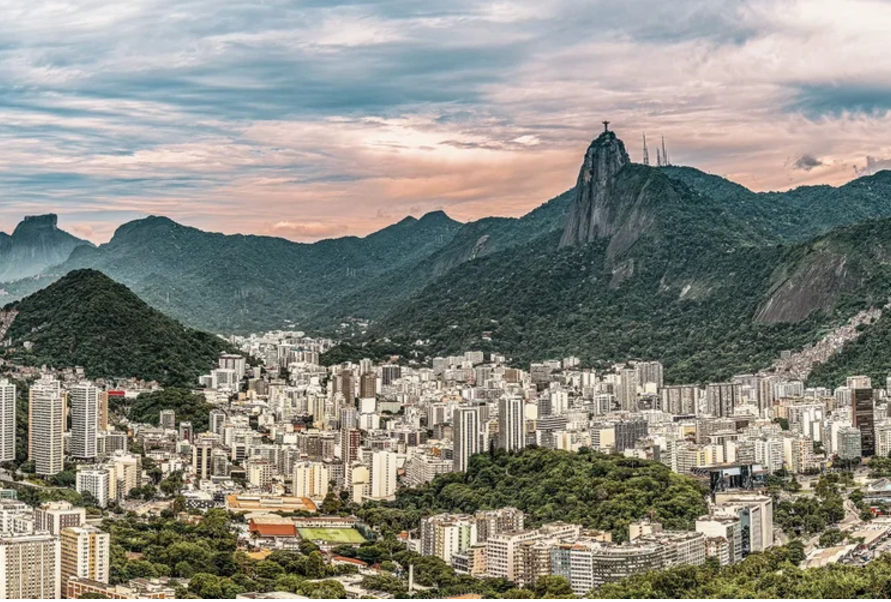 Rio de Janeiro: o que esperar do tempo no fim de semana — sol, nuvens e chuva