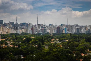 O que é o Estudo de Impacto de Vizinhança (EIV) e quando ele é exigido para empreendimentos?