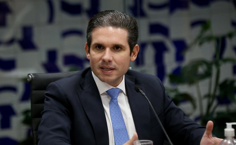 Motta pede presença de Lula em discussão sobre IOF e diz que recorrer ao STF é um caminho equivocado