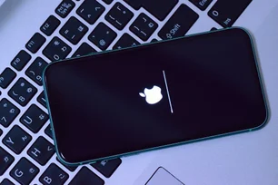 Imagem referente à matéria: Apple bloqueia US$ 2 bi em fraudes na App Store e elimina milhões de contas e apps fraudulentos