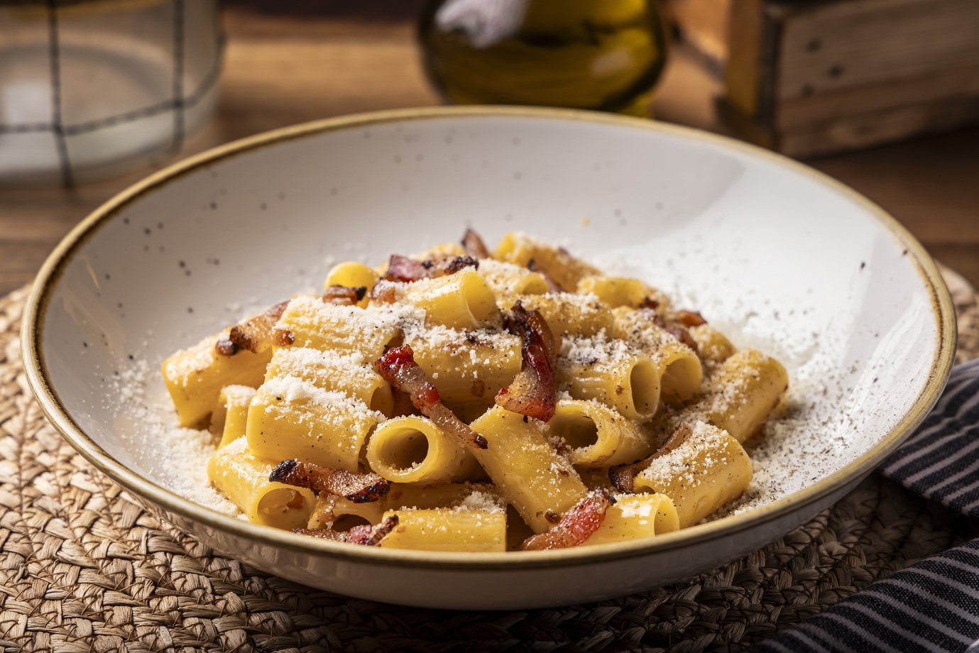 Dia do Carbonara: como preparar o prato perfeito em casa, segundo chefs